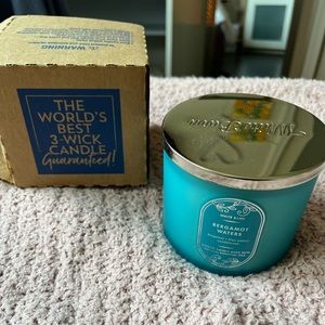 NEW IN BOX BERGAMOT WATERS WHITE BARN BATH AND BODY WORKS THREE WICK CANDLE